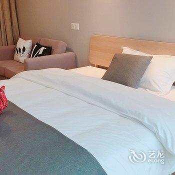 成都乐享多公寓(全年红红木艺术馆分店)酒店提供图片