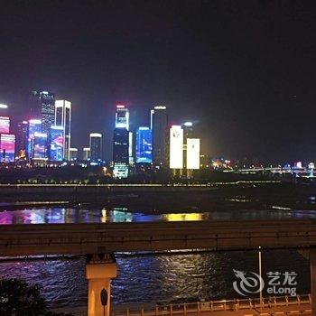 重庆曾小姐的House公寓(天主教若瑟堂分店)酒店提供图片