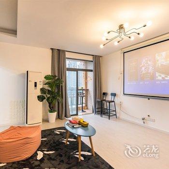 重庆叁什贰公寓(上新街站1口分店)酒店提供图片