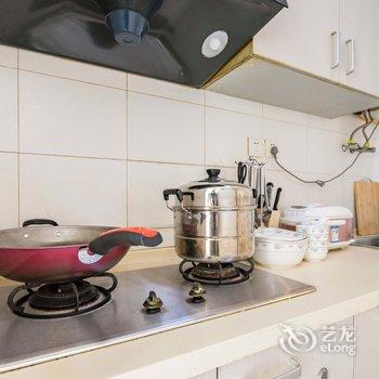 重庆叁什贰公寓(东水门分店)酒店提供图片