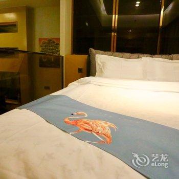 广州浪漫全满屋长隆步行到园三分钟公寓(广东省博物馆分店)酒店提供图片