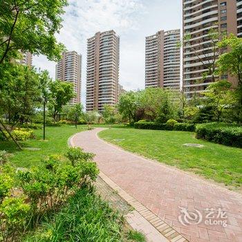 青岛g快乐旅途公寓(安子村分店)酒店提供图片