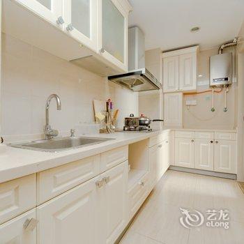 青岛g快乐旅途公寓(安子村分店)酒店提供图片