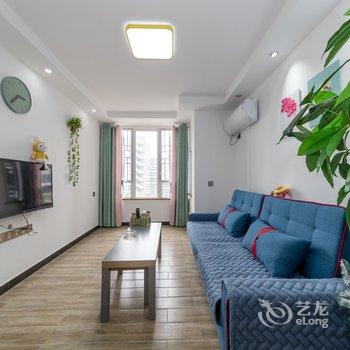 重庆佳玥公寓(歇台子村分店)酒店提供图片