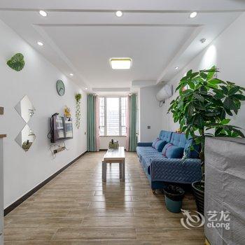 重庆佳玥公寓(歇台子村分店)酒店提供图片