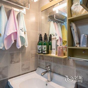 重庆佳玥公寓(歇台子村分店)酒店提供图片