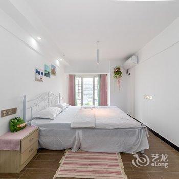重庆佳玥公寓(歇台子村分店)酒店提供图片