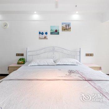 重庆佳玥公寓(歇台子村分店)酒店提供图片