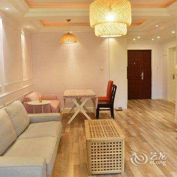 西安weiwei0210公寓(北李村分店)酒店提供图片