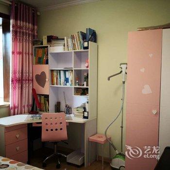 青岛离海近能感受到海风的小屋酒店提供图片