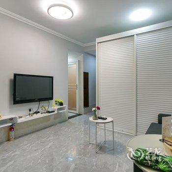 成都途掌柜·正正公寓(跳舞机分店)酒店提供图片