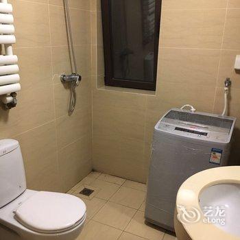 青岛开心铲屎官儿公寓酒店提供图片