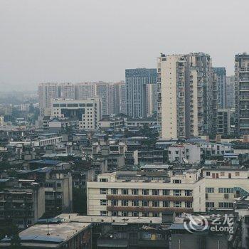 成都佛系少女徐小湉公寓(成都解放路分店)酒店提供图片