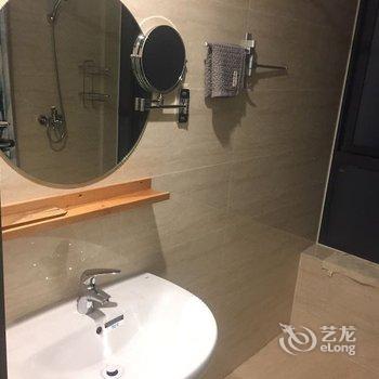 成都张建峰公寓(马鞍山烈士墓分店)酒店提供图片