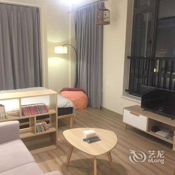 成都张建峰公寓(马鞍山烈士墓分店)酒店提供图片