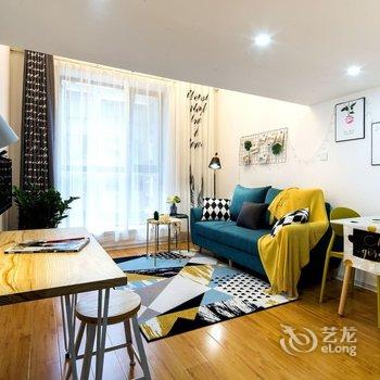 西安鲜衣怒马天涯仗剑公寓酒店提供图片