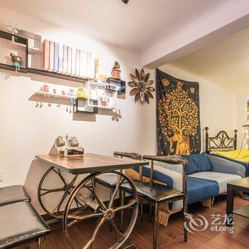 CandyZHANG民宿(上海张爱玲故居店)酒店提供图片