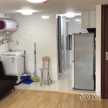 悦来之家公寓(上海外婆村店)酒店提供图片