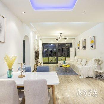 重庆左右民宿(千佛寺分店)酒店提供图片