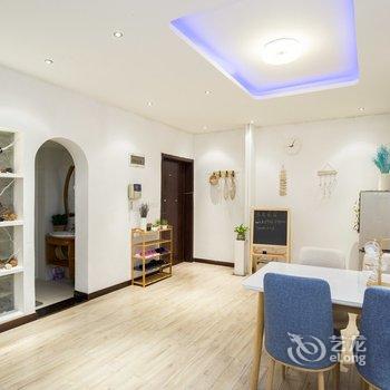 重庆左右民宿(千佛寺分店)酒店提供图片