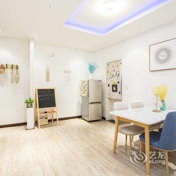 重庆左右民宿(千佛寺分店)酒店提供图片