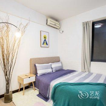 重庆左右民宿(千佛寺分店)酒店提供图片