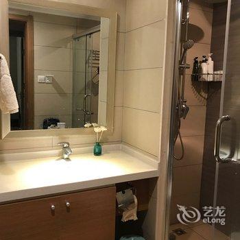 西安雷阳军公寓(凤城一路东口分店)酒店提供图片