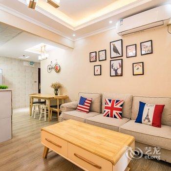 重庆叁什贰公寓(重庆洪崖洞分店)酒店提供图片