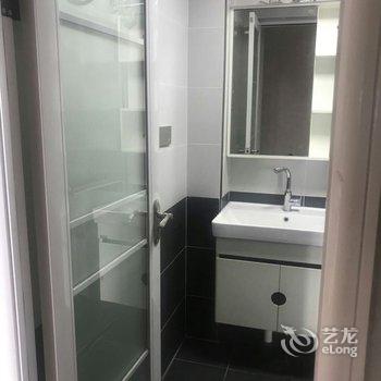 重庆虚无存在公寓(观音寺分店)酒店提供图片