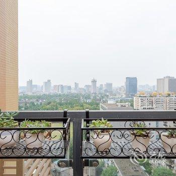 成都娜莎小屋公寓酒店提供图片