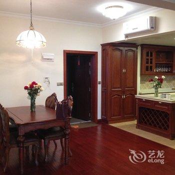 重庆王滚滚公寓(刘家台路分店)酒店提供图片