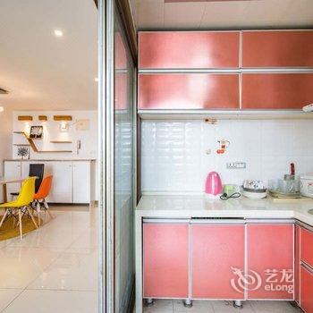 重庆叁什贰公寓(欢乐多儿童乐园分店)酒店提供图片