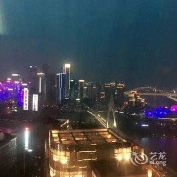 重庆不穿秋裤公寓酒店提供图片