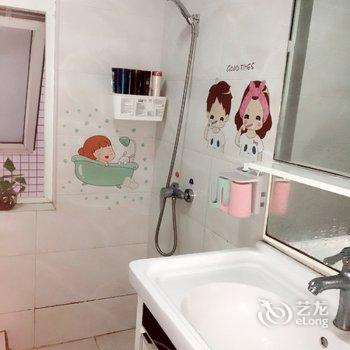 重庆不穿秋裤公寓酒店提供图片