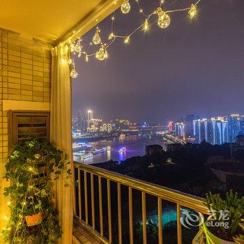 重庆叁什贰公寓(新兴村分店)酒店提供图片