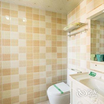 重庆叁什贰公寓(新兴村分店)酒店提供图片