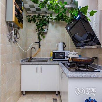 成都自由职业者投资人喜欢黑科技公寓(合江亭分店)酒店提供图片