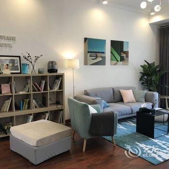 重庆黑林错觉公寓(黄葛晚渡分店)酒店提供图片