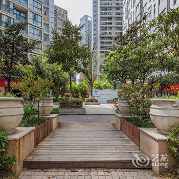 乔乔公寓(西安京作楠木艺术馆店)酒店提供图片