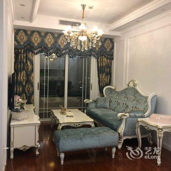 重庆Arty不是阿嚏公寓(北城二路分店)酒店提供图片