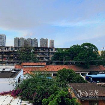 南宁古月哥哥公寓(平新村分店)酒店提供图片