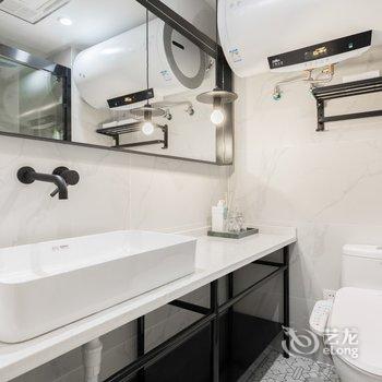 重庆小野私宅公寓(江北步行街分店)酒店提供图片