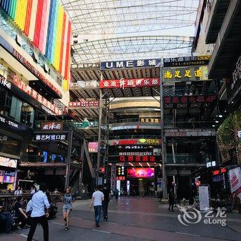 重庆一只特例独行的猴公寓(下纯阳洞街分店)酒店提供图片