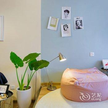 成都孟蔚公寓(全年红红木艺术馆分店)酒店提供图片