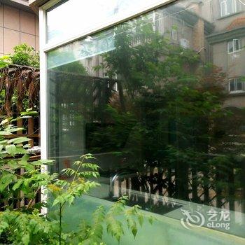 上海虹桥圈里的叠墅生活度假别墅(宝仪新村分店)酒店提供图片