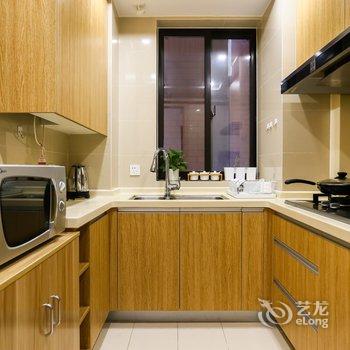 青春里之家公寓(上海光星路黄渡河桥店)酒店提供图片