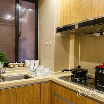 青春里之家公寓(上海光星路黄渡河桥店)酒店提供图片
