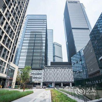 重庆叁什贰公寓(欢乐海底世界分店)酒店提供图片