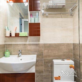 重庆叁什贰公寓(红星村分店)酒店提供图片