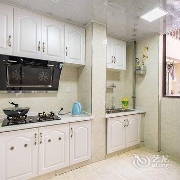 重庆叁什贰公寓(红星村分店)酒店提供图片